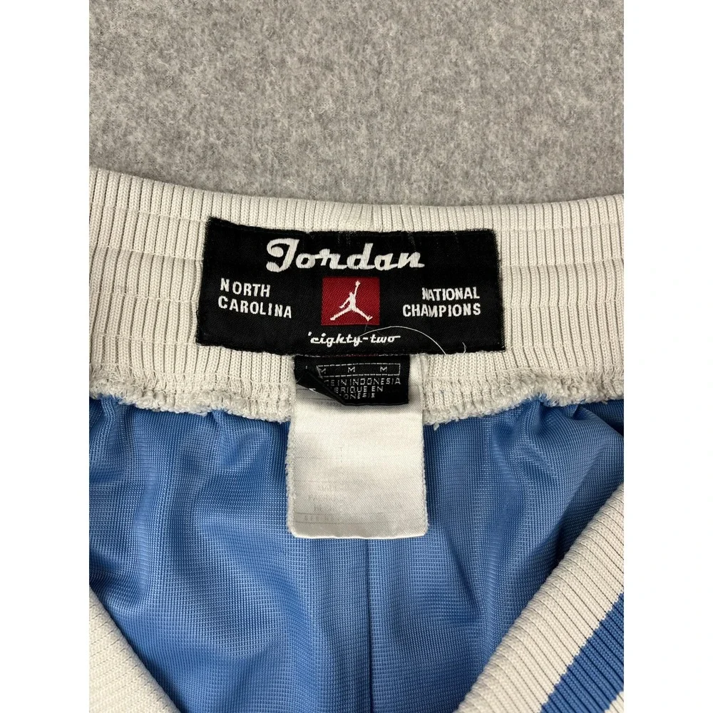 Jordan Basketball Shorts Mens Medium Blue UNC North Carolina Tar Heels Mesh 82